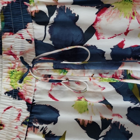 J. Crew Floral Cove Drawstring Pants - Picture 4 of 7